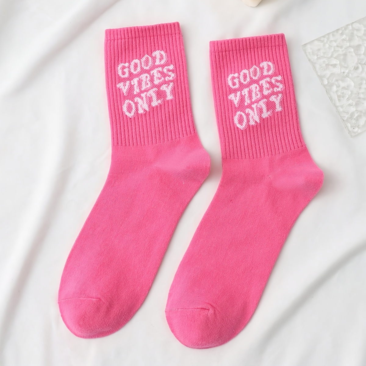 TEMU 1 Paire de Chaussettes Good - Violet avec "Good Vibes", Unisexe pour Hommes et Femmes, Lavables en Machine, Confortables à l'Année pour Tenue