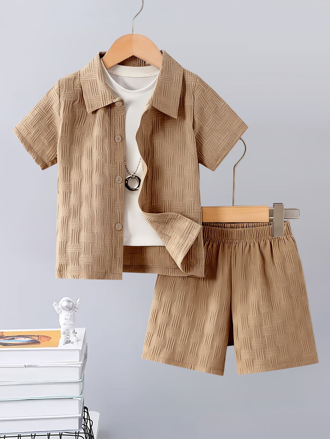 stylish casual outfit for boys featuring a trendy short sleeve cardigan and shorts   everyday wear and outdoor activities ideal for outdoor settings