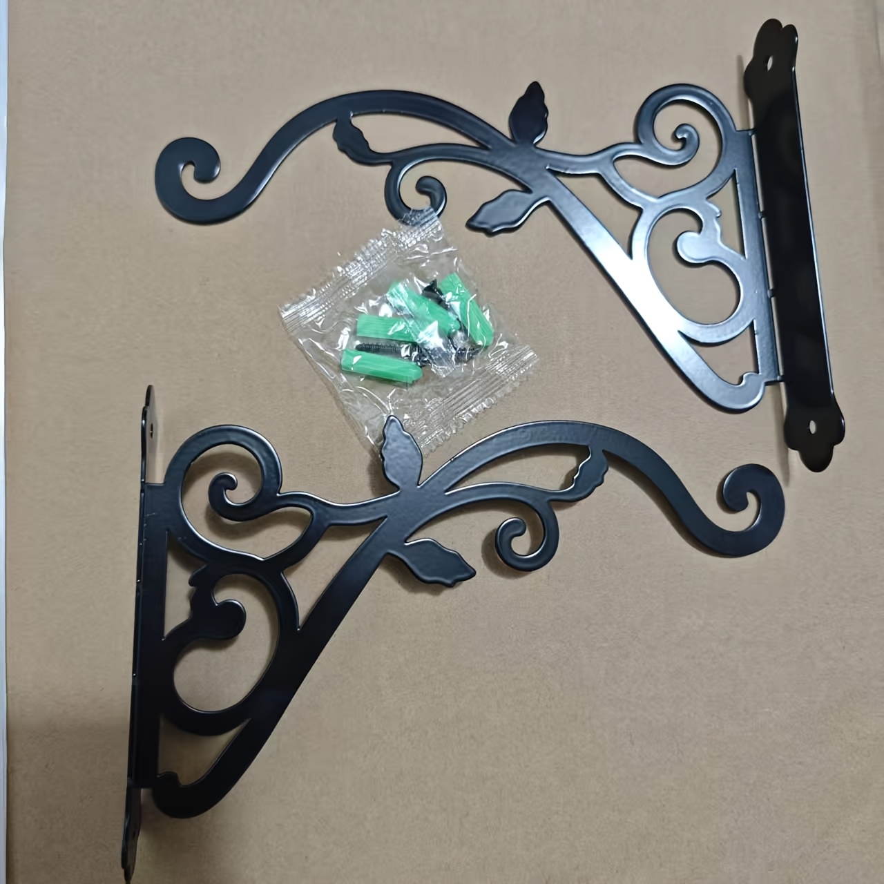 TEMU 2pcs Black Metal Material Vortex Pattern Hooks Laser Cut Craft And Bent Suitable For Outdoor Courtyard Decoration Suitable For Hanging Wind