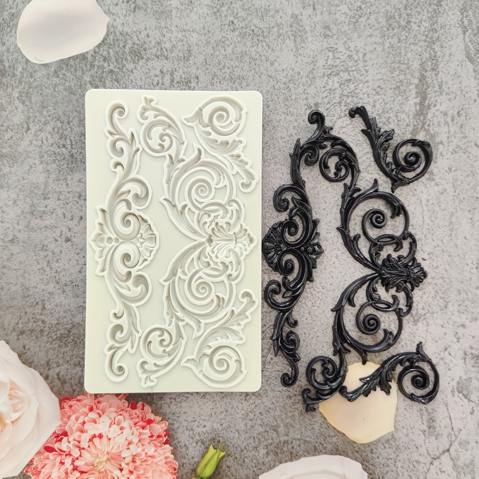 Image of European Vintage Relief Decoration Silicone Mold | Fondant Cake Rim And Chocolate Baking Mold, Ideal For Valentine's Day And Mother's Day