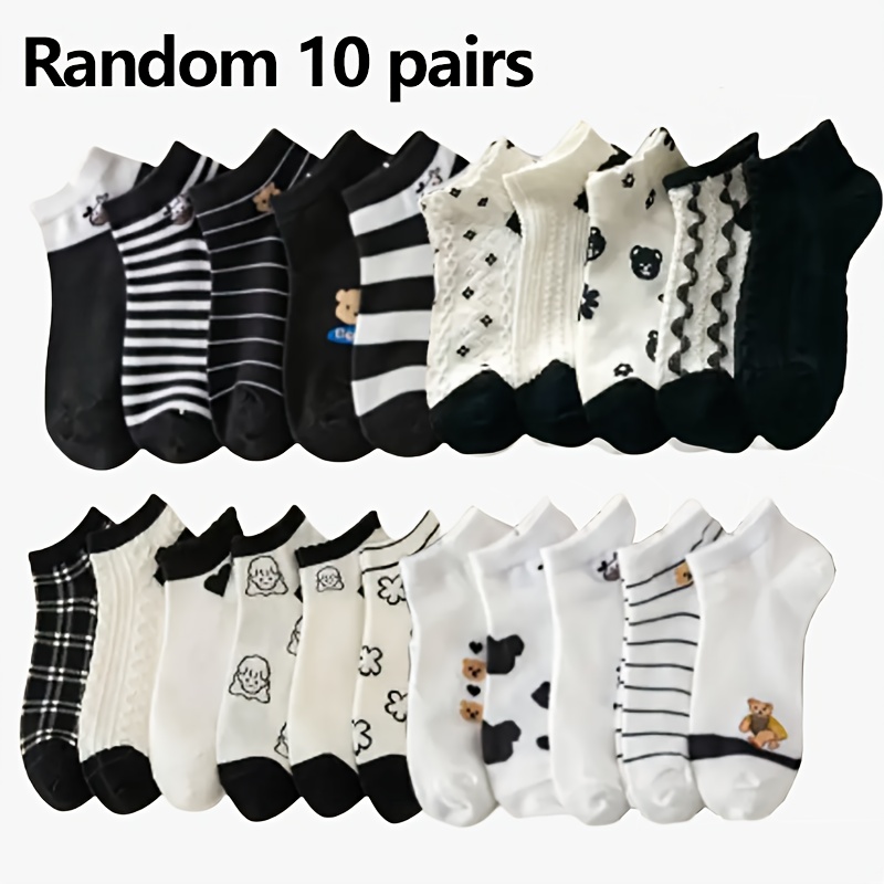 10 Pairs Of Random Women's Spring, Summer, Autumn Short Socks With Styles That Are And Versatile