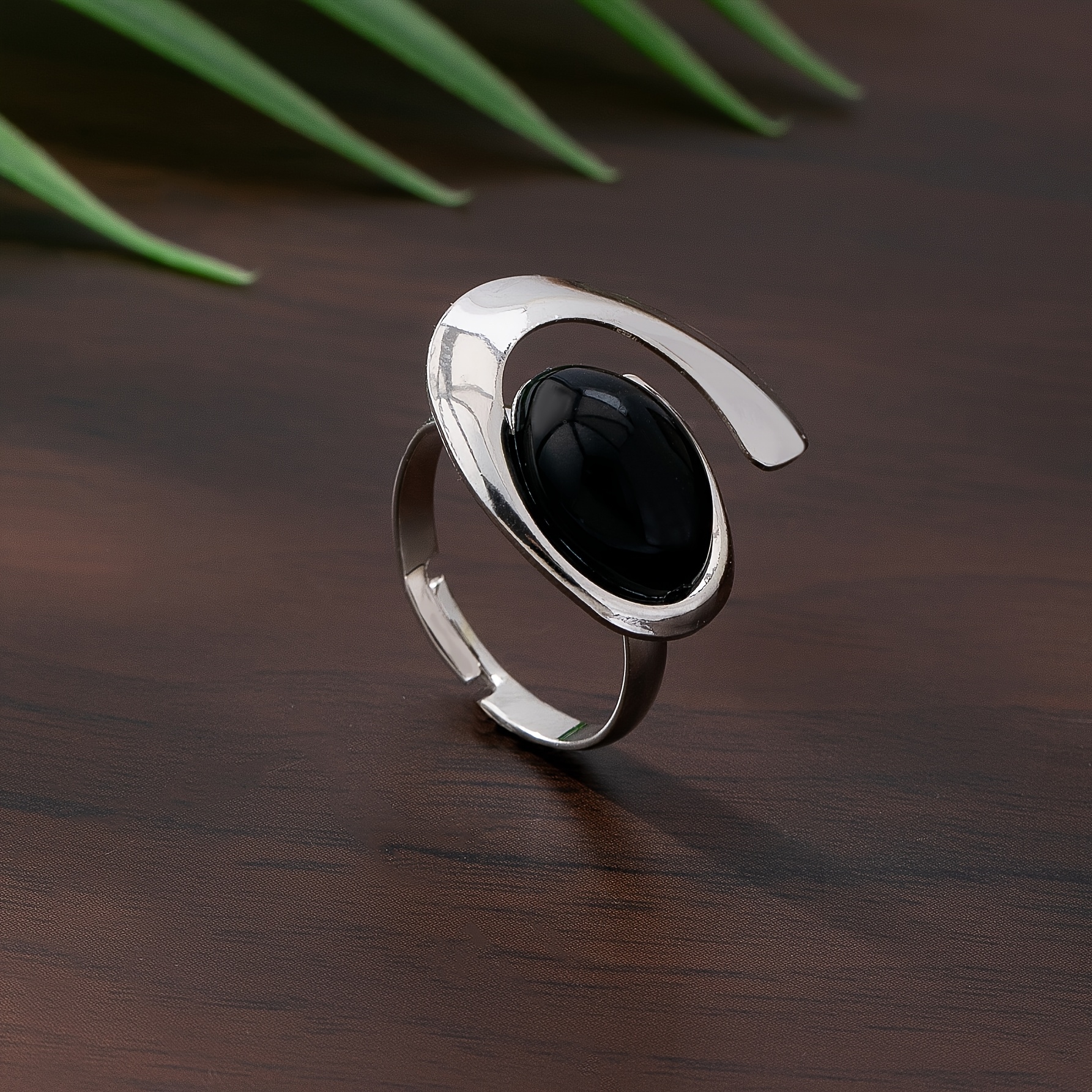 European And Bohemian Style E-shaped Elegant Temperament Simple Ring