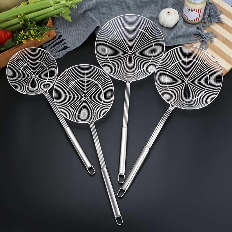 

1pc, Strainer Ladle, Stainless Steel Wire Skimmer Spoon With Handle, Kitchen Spider Strainer, Household Skimmer Spoon For Frying, Kitchen Cooking Tool For Fried Food, Kitchen Stuff, Kitchen Gadgets