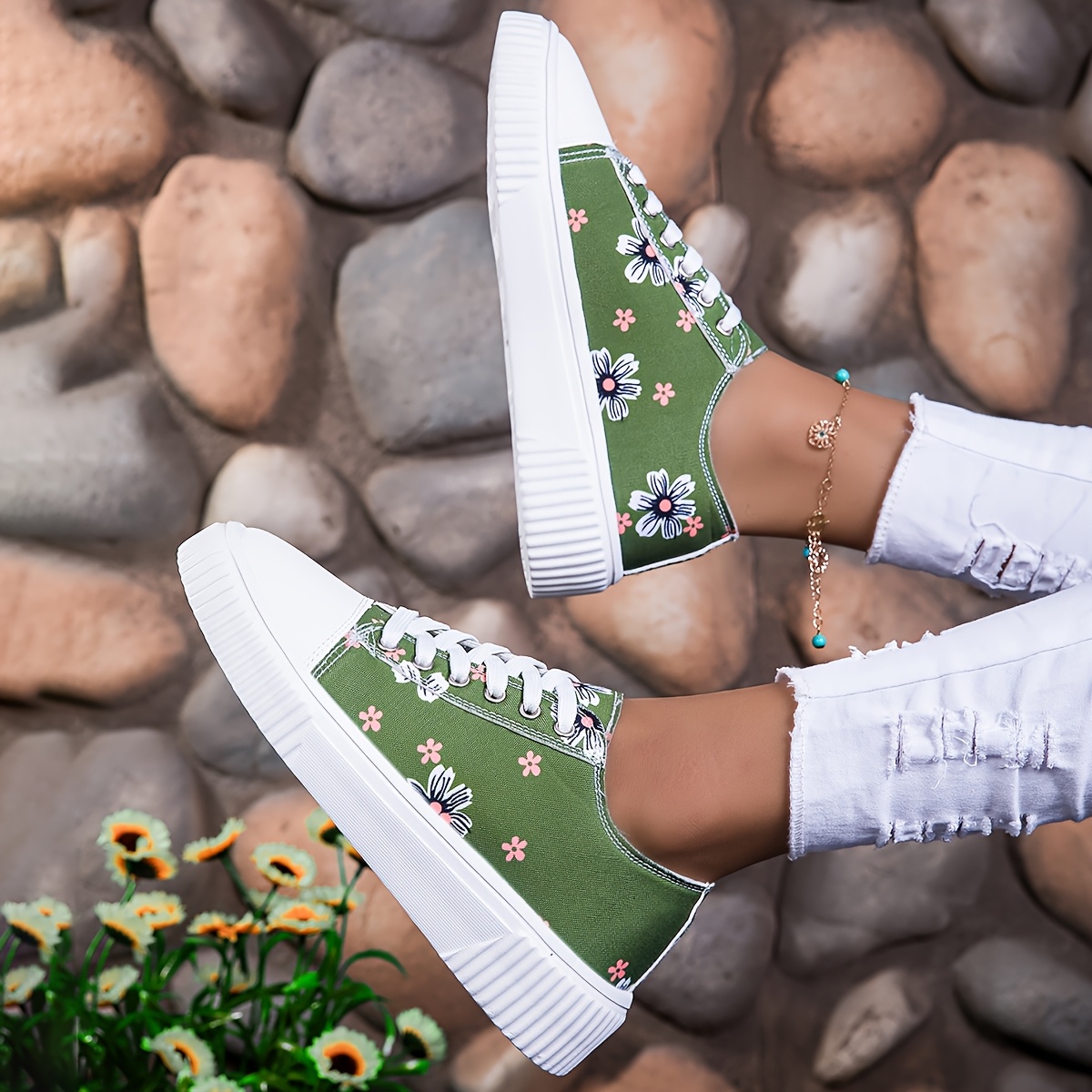 Women'S Fashion Sneakers - Casual Slip-On Sneakers with Floral Pattern, Comfortable Flat, Breathable, Low-Top, Round Toe, All-Season Sneakers, Casual Footwear | Floral Sneakers | Comfortable Sneakers