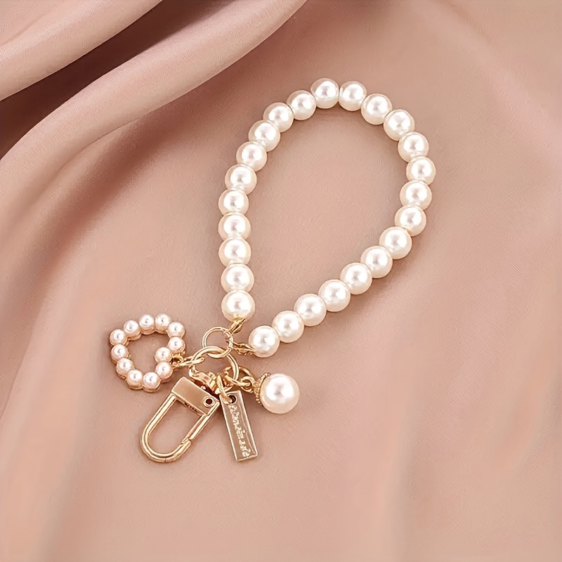 Image of 1pc Beautiful Shell Love Heart Beaded Keychain, Car Keychain, Great For School Bags And Bags Charm Keychain