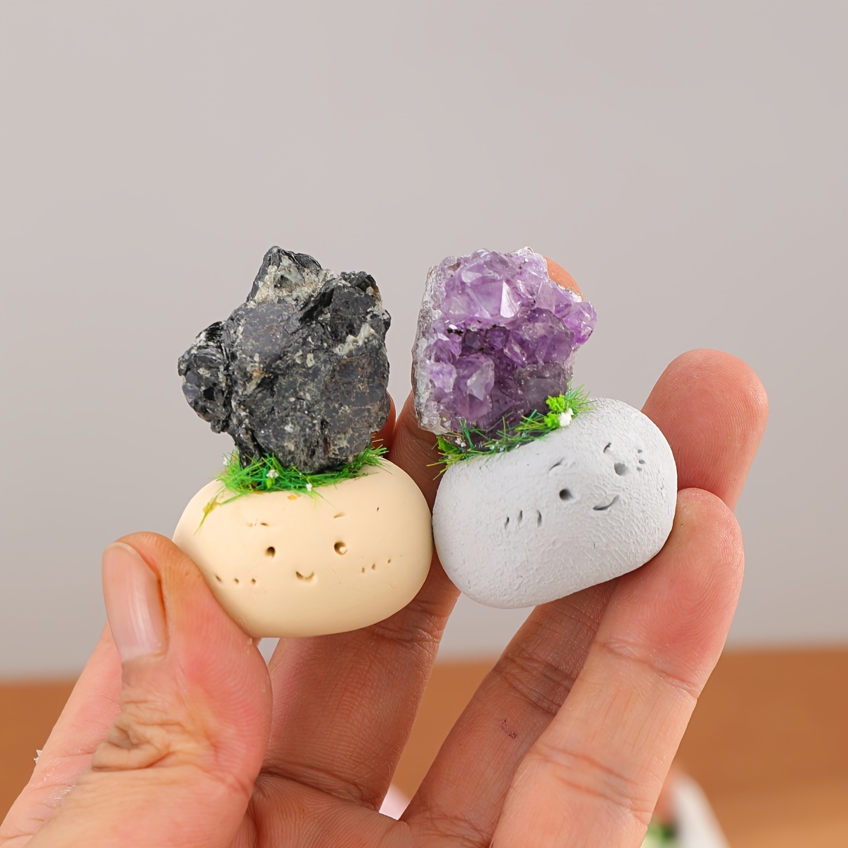 3/6/9/12/24/36pcs Random Natural Crystal Tiny Bean Raw Stones