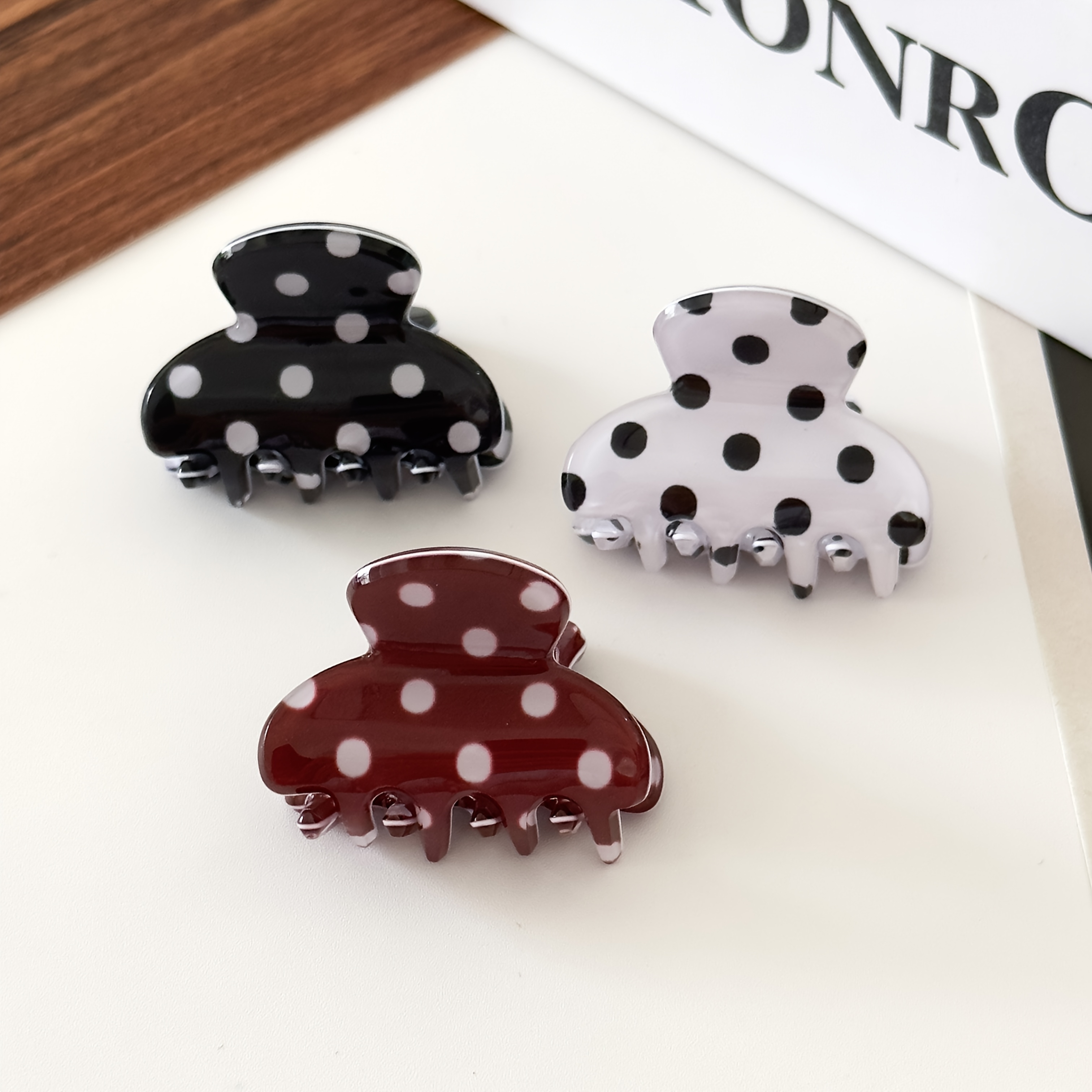 E-shop 3er-Pack Damen Süße und Elegante Polka Dot Haarspangen, mit einem Lebendigen und Verspielten Erscheinungsbild Design, Haarstyling Design
