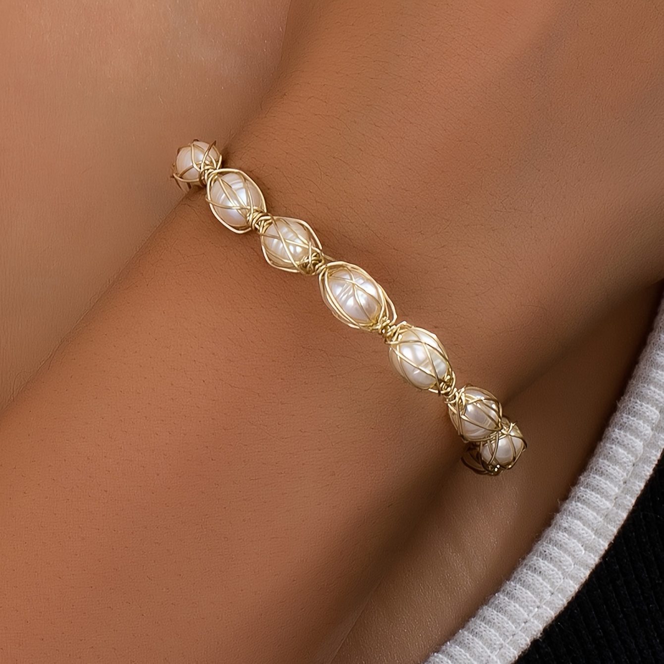 Image of 1pc Luxurious Elegant Woven Bracelet Women's Holiday Birthday Date Prom Banquet Party Vacation Shopping Daily Accessory
