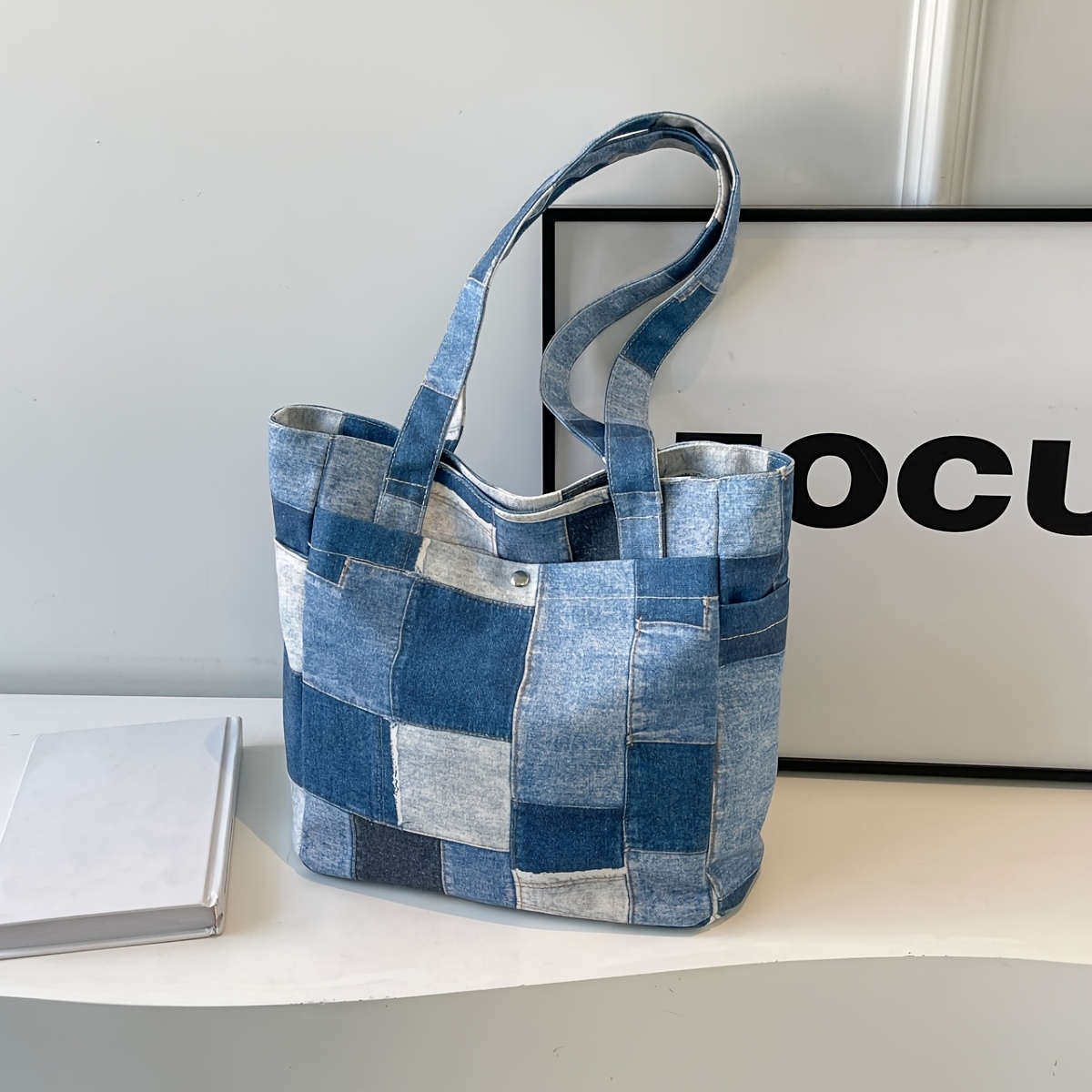 Image of Women's Tote Bag With Multi- - Blue , Zipper Closure & Sturdy Handles For Casual, Work, Shopping - Durable Fabric, Everyday Carryall, Modern Tote, Multiple Pockets