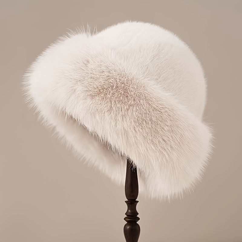 

Luxurious Large Size Fur Hat - Soft, Warm, And Versatile Winter Accessory With Thick Fox Fur Trim, For , And Elegant Design For Festivals And Casual Attire