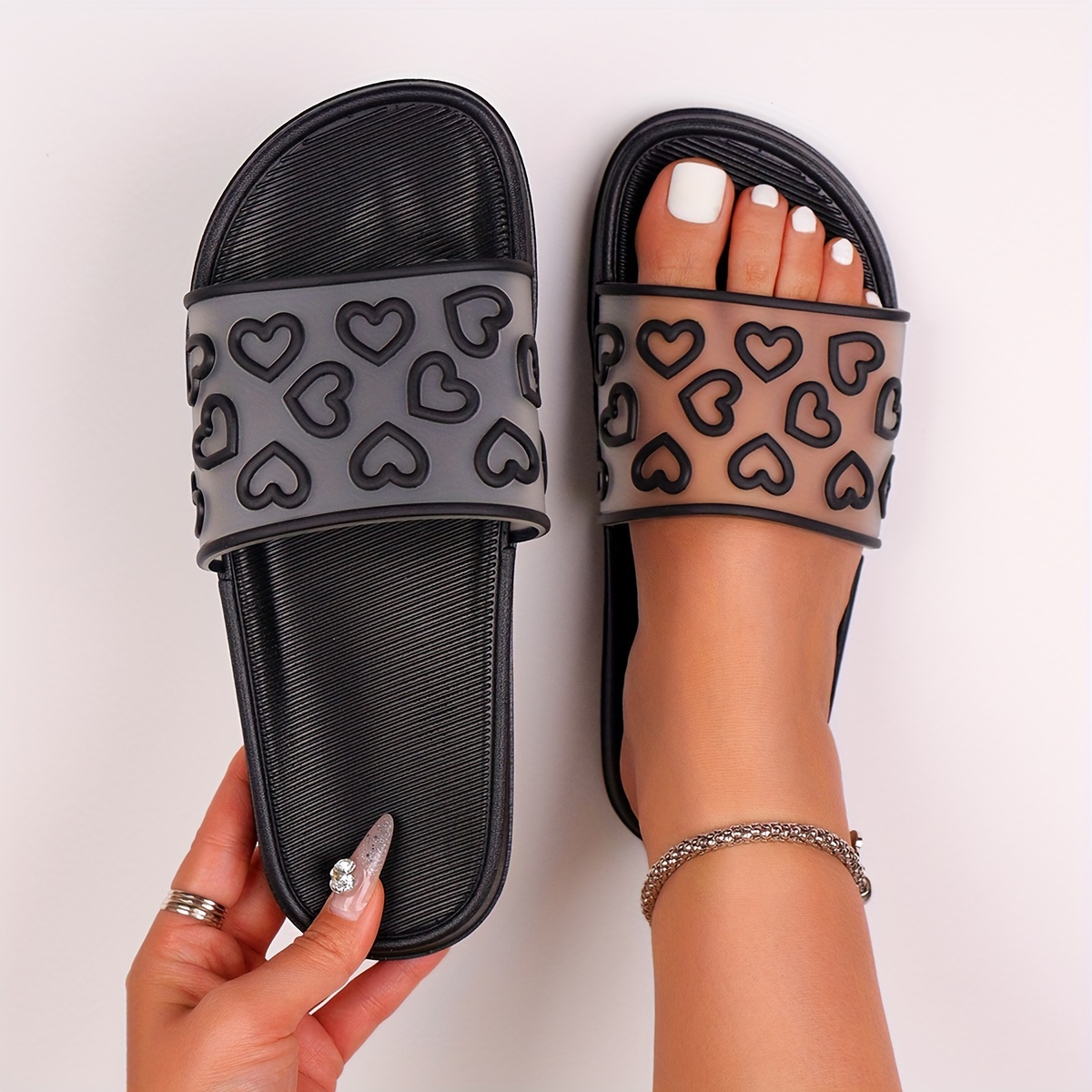 

Women's Heart Pattern Slides, Lightweight Soft Sole Pvc Beach Slides, Non-slip Comfort Slides