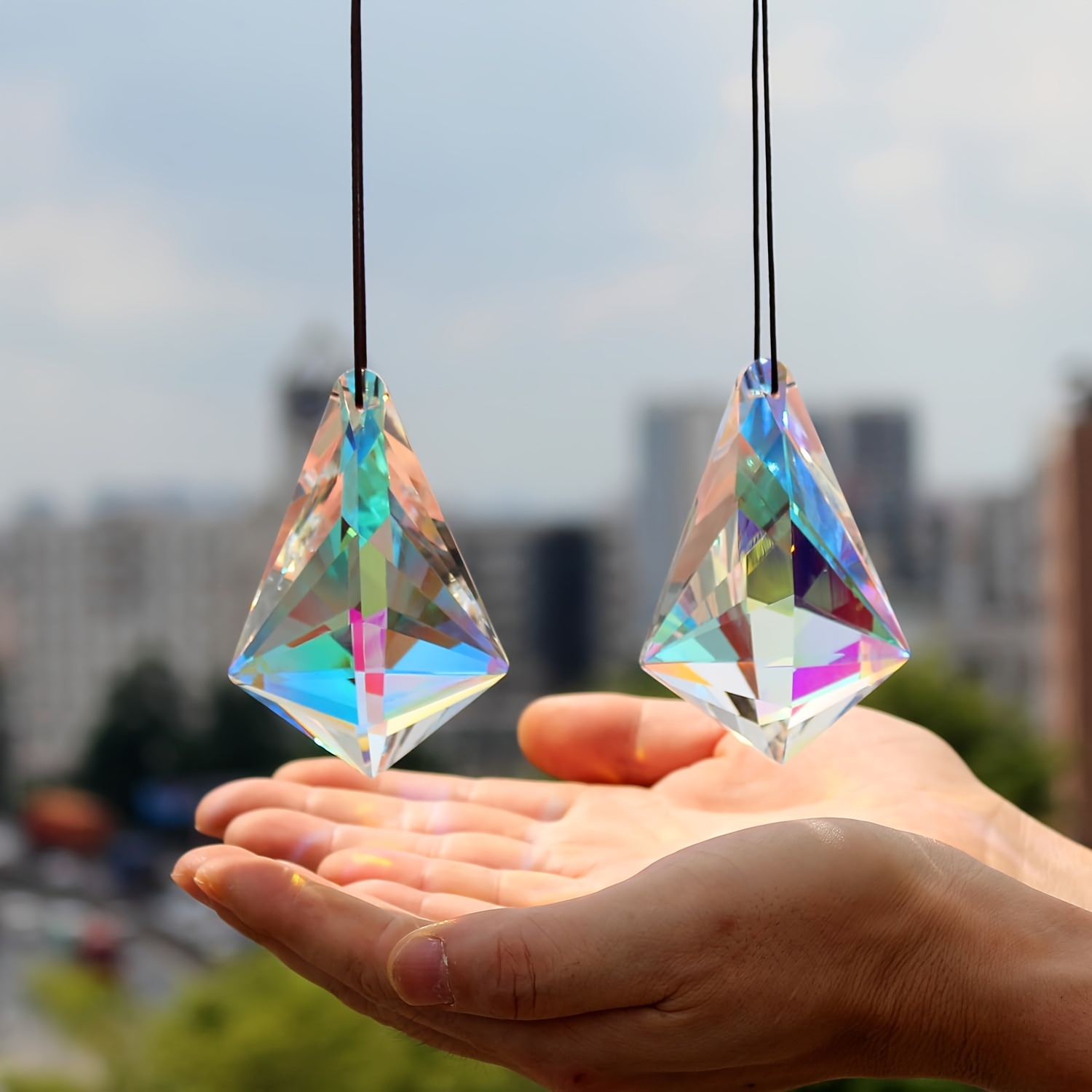 

2pcs Large Prism , Cut Geometric Water Hanging Sun , Rainbow Makers Used For Window, Balcony, Kitchen, And Garden Decoration