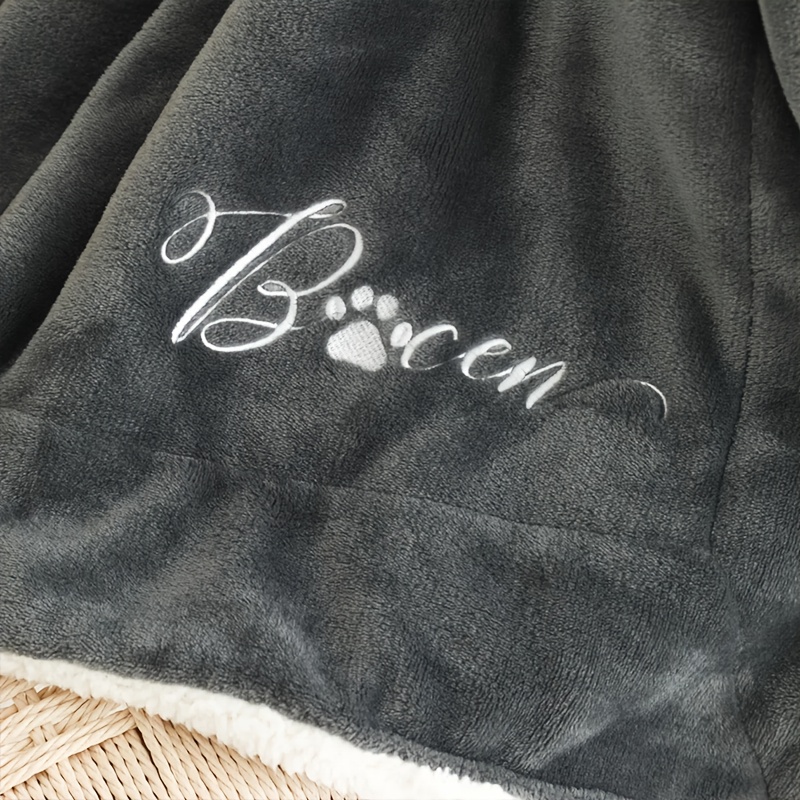 Dog Blanket - Cat Blanket- Personalised Dog Blanket - Puppy Blanket - Paw Print Blanket - Super Soft Pet Blanket - Embroidered Blanket