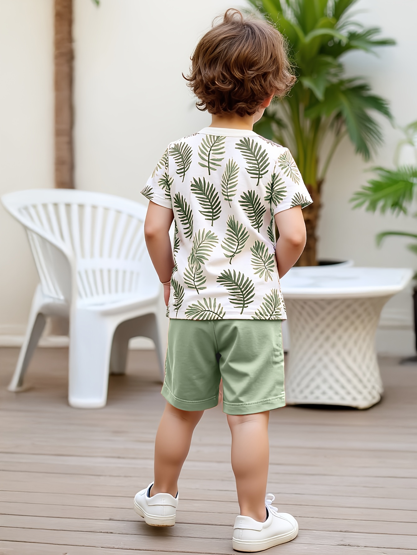 2pcs set of boys' clothing, summer short-sleeved round-neck T-shirt with leaf print and boy's fashionable shorts for summer outings, Perfect for Outdoor