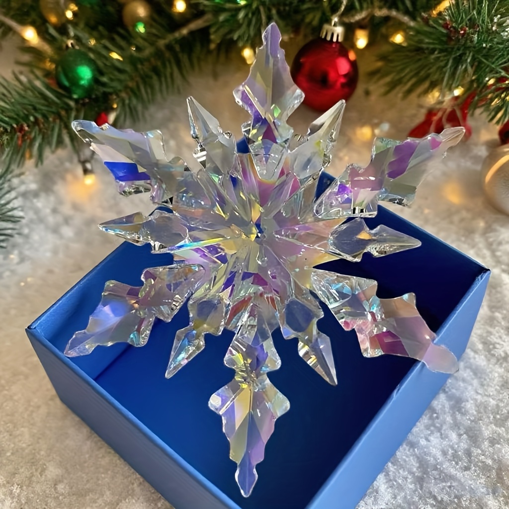 Image of New Crystal Snowflake Car Pendant For Women, Stylish Interior Car Accessory And Rearview Mirror Decoration.