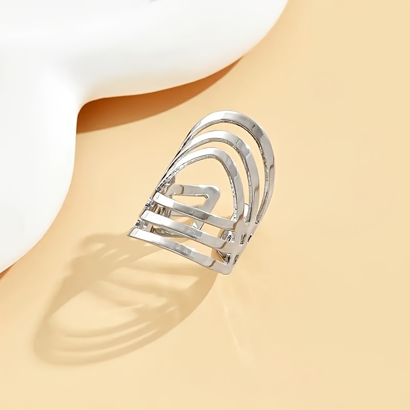 1 Fashionable Minimalist Hollow-out Adjustable Ring