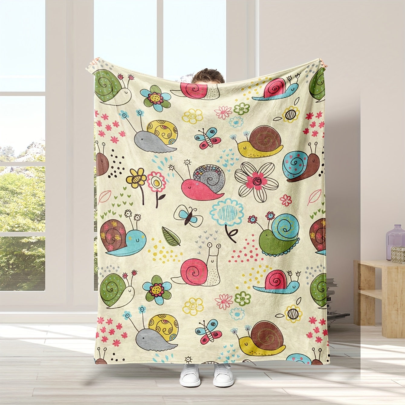 

Cozy Cartoon Snail Flannel Throw Blanket - Soft, Lightweight & Tear-resistant For Couch, Bed, Office, Camping & Travel - Perfect Gift