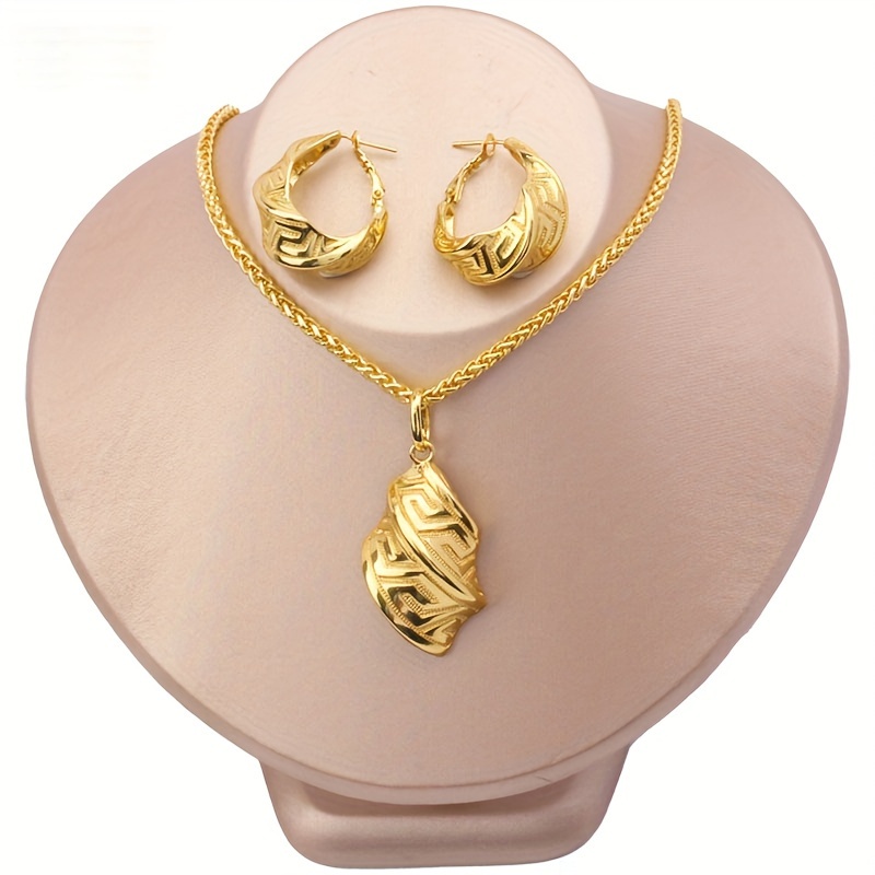 elegant 4pcs gold plated jewelry set for women   necklace bracelet ring earrings luxurious wedding accessories hypoallergenic high quality copper   parties gifts details 2