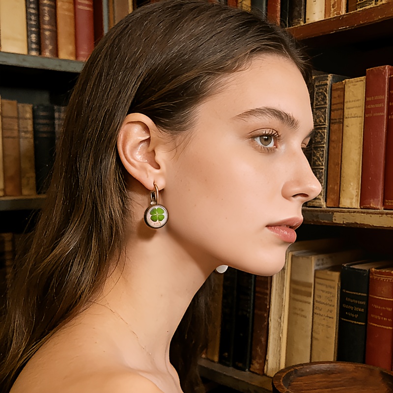 2pcs Cyan Round Classical Clover Earrings Set, Gift