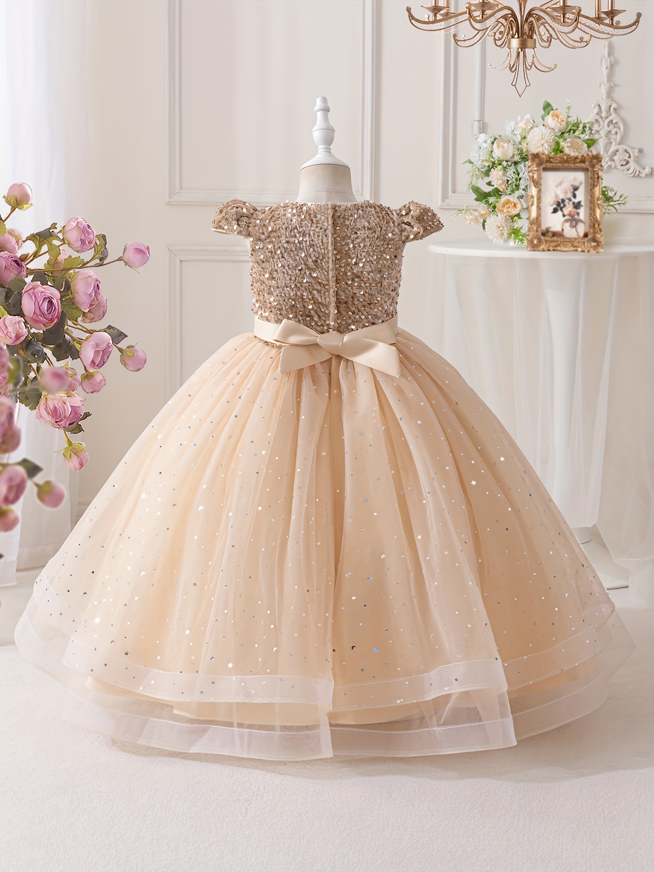 *' Puffy Skirt Dress with Flutter Sleeves, High-End Wedding Gown,  Children's Birthday Princess Dress
