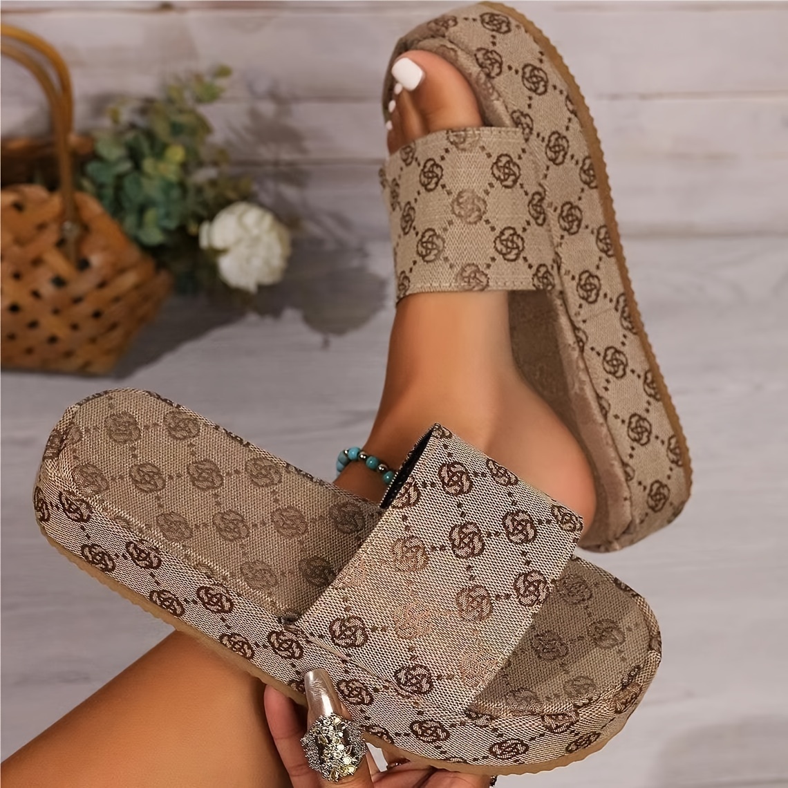 

Women's Rose Pattern Sandals, Platform Slip On Walking Comfort Shoes, Summer Vacation Slides