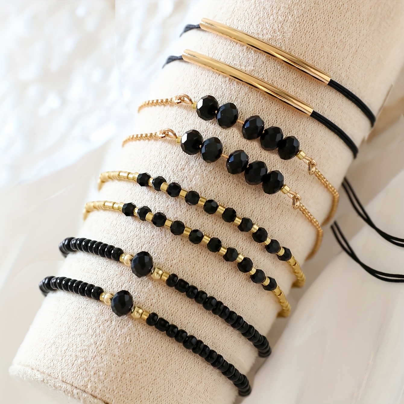 8pcs Glass Bead Bracelet Set for Women, Versatile Accessories