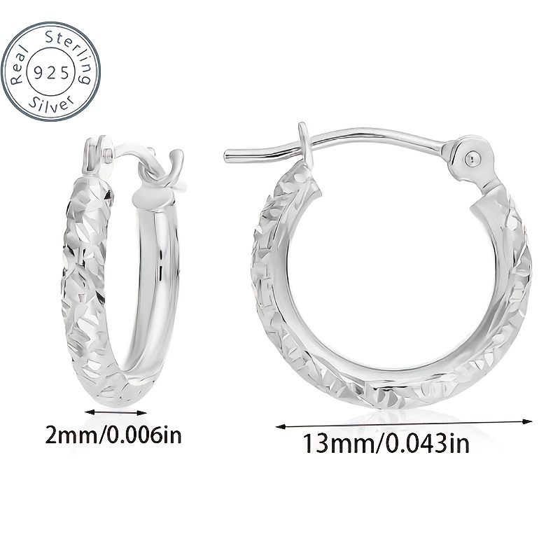 925 sterling silvery hoop earrings italian hand carved diamond cut clasps designed for     vintage   is   for ladies wives   mothers birthdays anniversaries valentines gift boxes Product details 0
