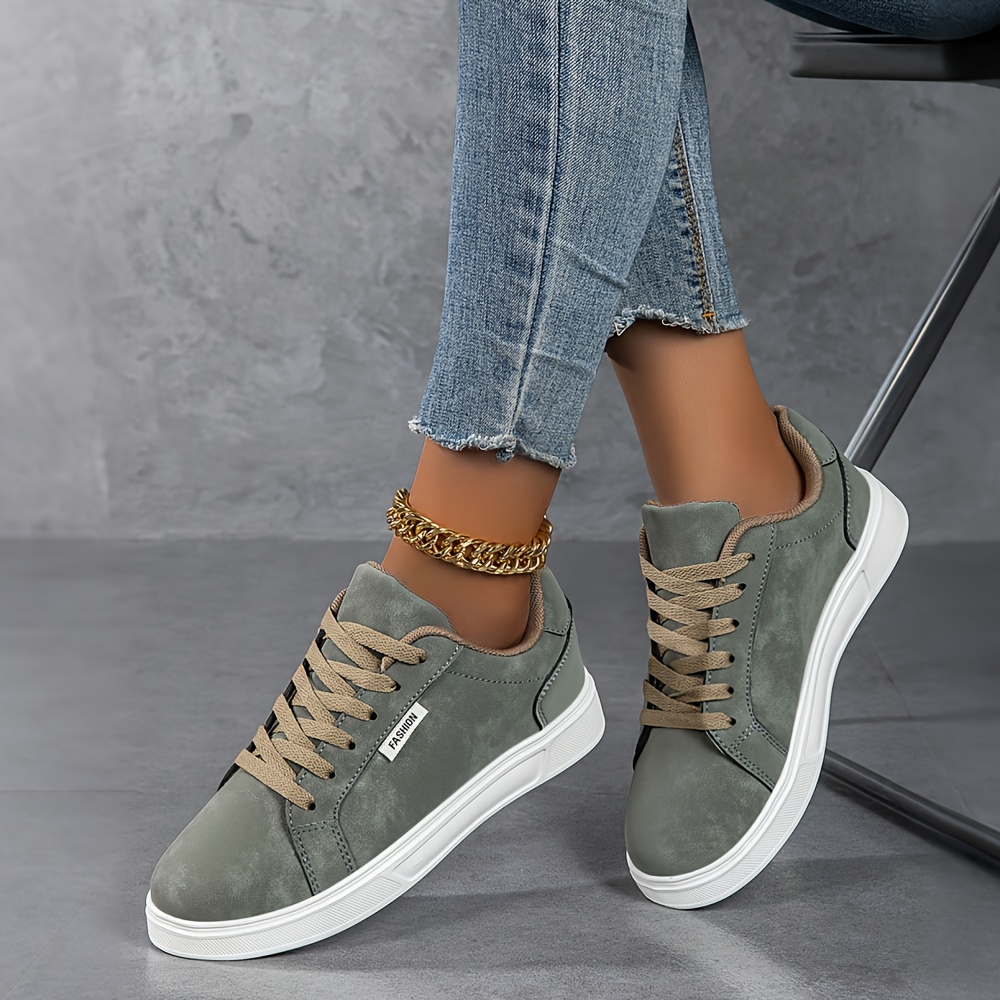 Women's Low-top Lace-up Comfortable Skate Shoes, Fashion Logo Decor, Round Toe Low-top Lace-up Flat, Easy Style Daily Casual Sneakers