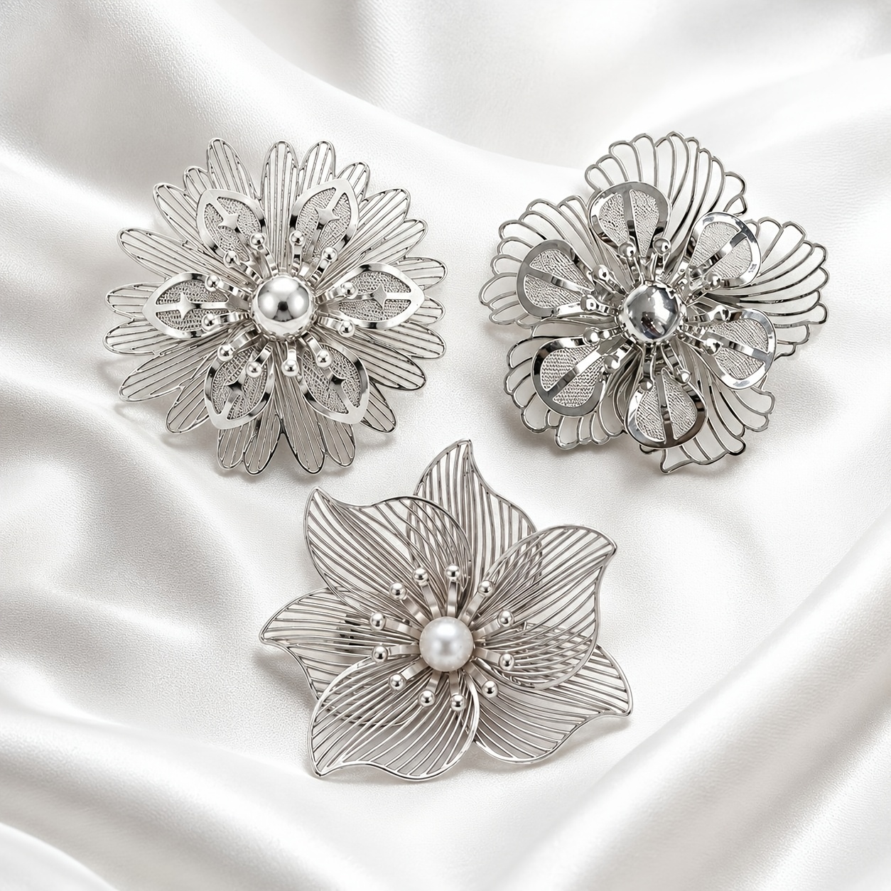 TEMU 3pcs Broches Pétales 3D, Épingles Fleurs Creuses Adaptées aux Robes, Châles, Robes de Soirée, Costumes, Épingles Tout Usage