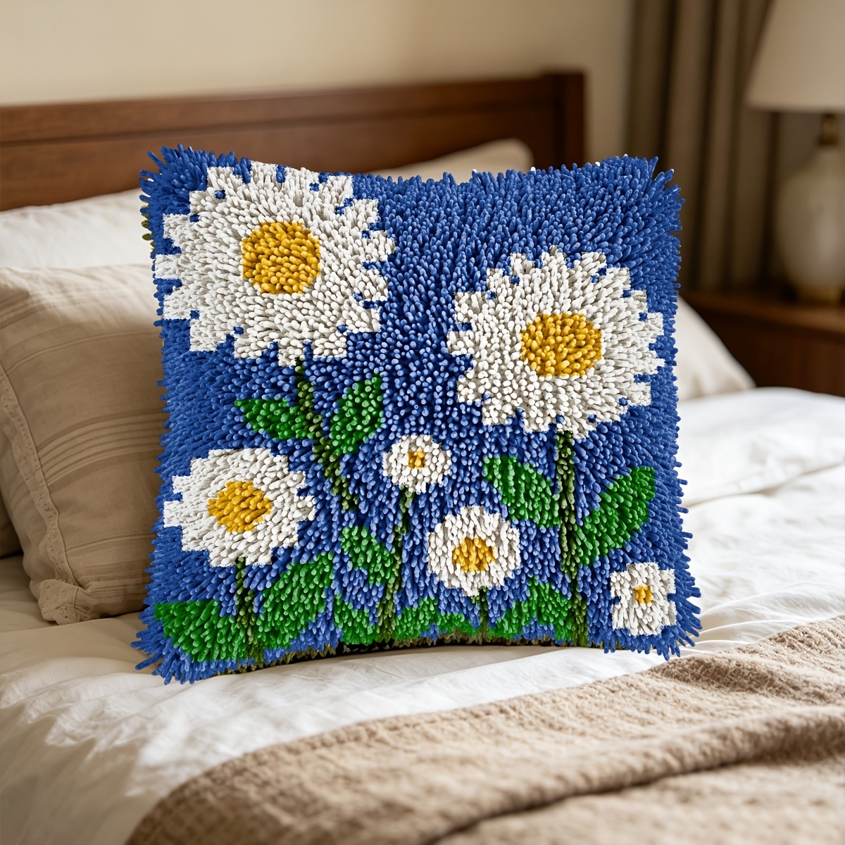 Adult Hook Lock Kit with Beautiful Daisy Pattern for DIY Projects