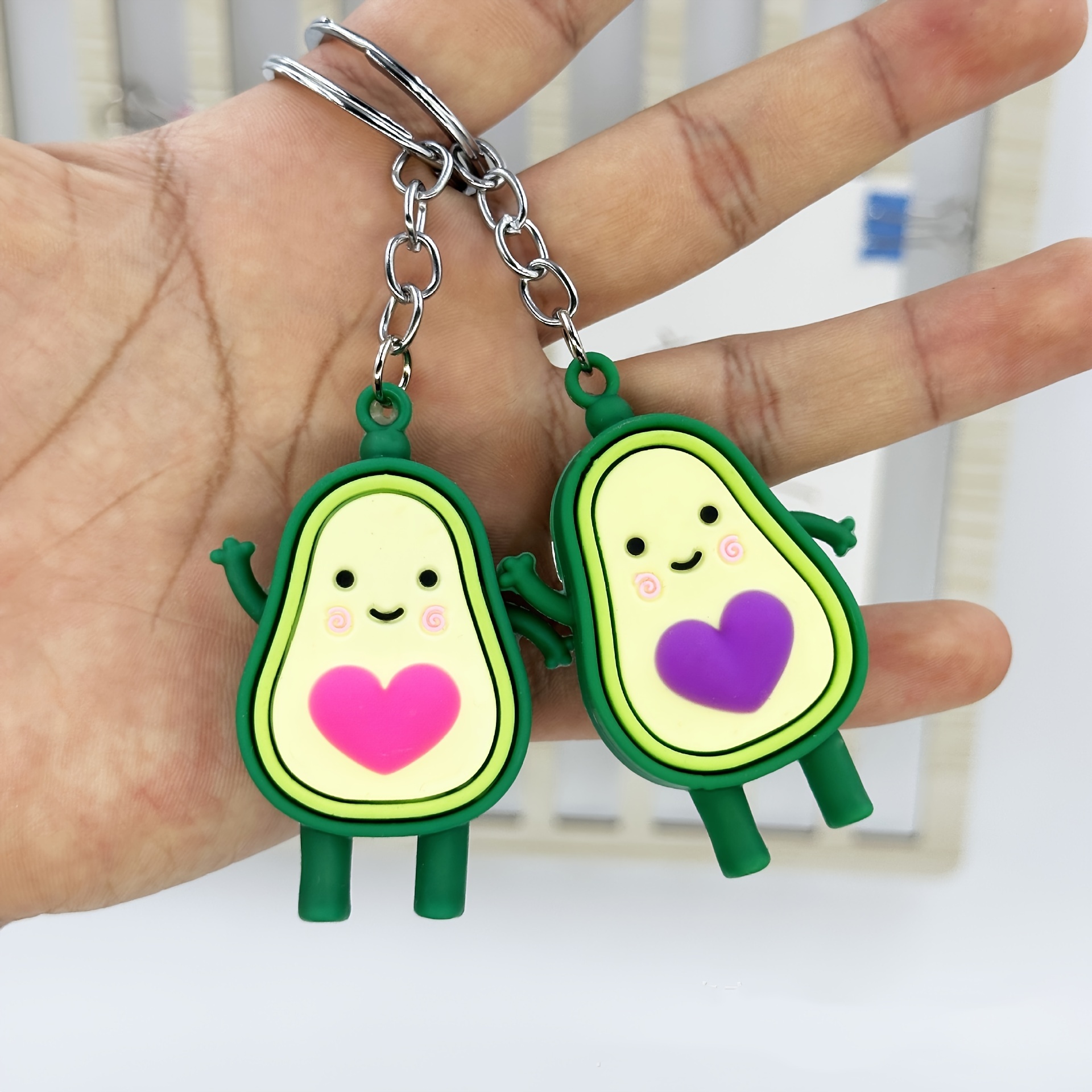 

Creative Avocado Keychain, Keychain, Car Key Bag Pendant, For Enthusiasts, Activity Party Gift