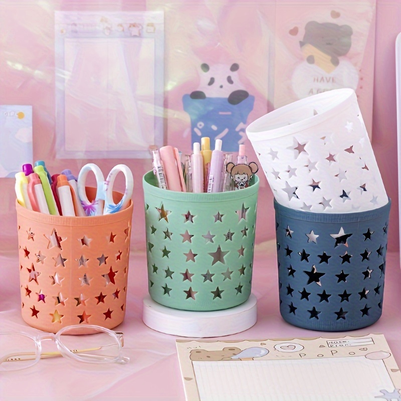 

4pcs Hollow Star Pen Holder, Plastic Round Pen Holder, Desktop Pen Holder, Cute Pen Organizer, Office School Supplies, 4.33*3.94*3.94inch Art Supplies