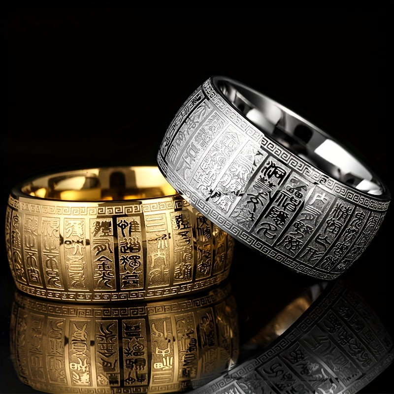 

A Stylish Luxurious Vintage Tungsten Steel Ring With A Golden Surface, Featuring A Unique Retro Seal Script Pattern Design, Embodying Classic Ring Style.