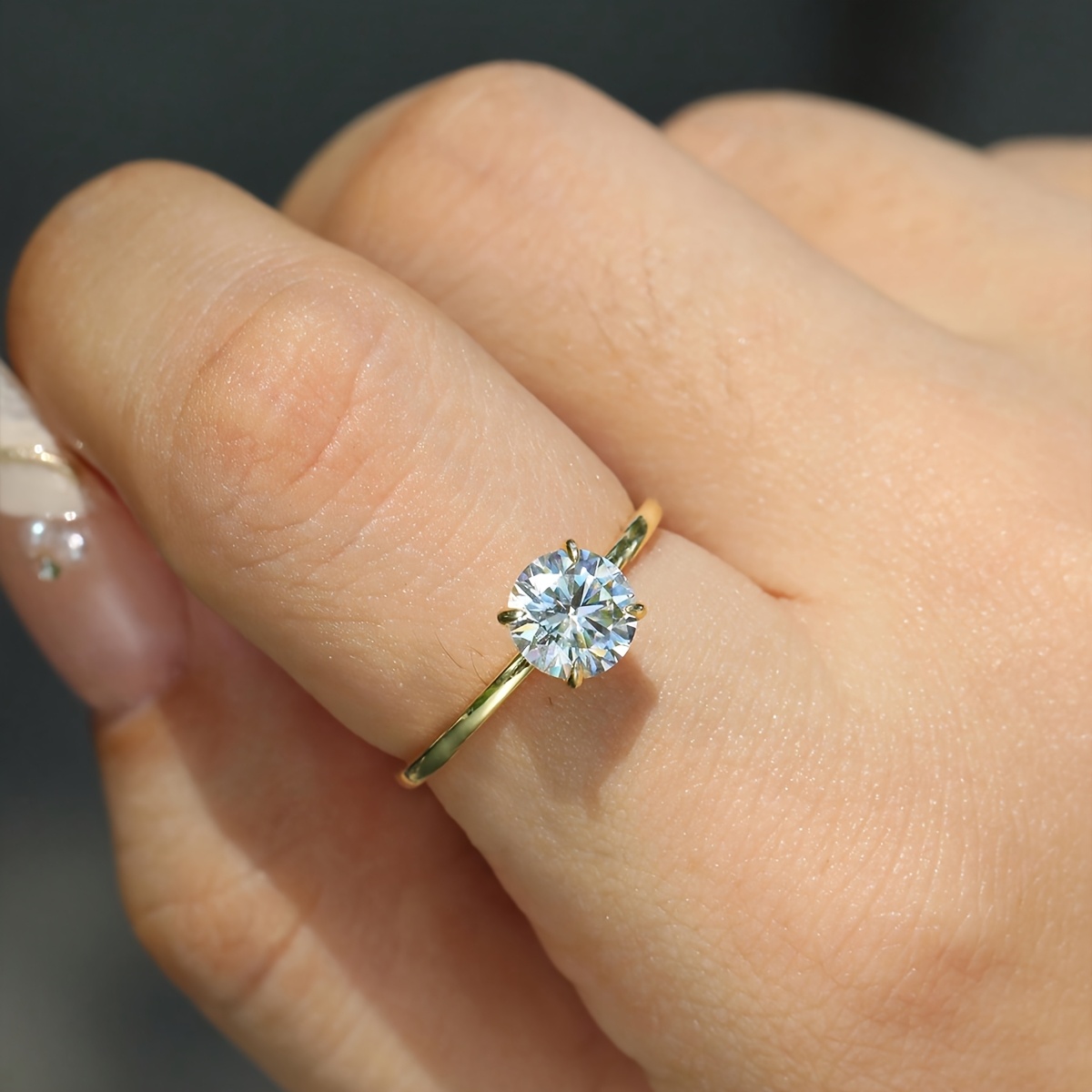 Women's Minimalist Solitaire Band Ring with Synthetic Zirconia