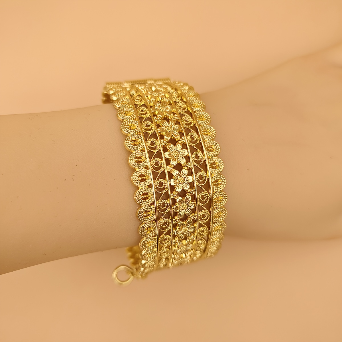 

Elegant Vintage-inspired Golden Open Cuff Bracelet With Carved Floral Design - Perfect For Weddings & Celebrations, All-season Wear Pendant Necklace For Women Flower Bracelet