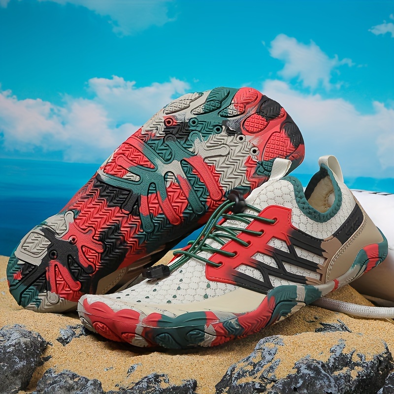 Chaussettes aquatiques à séchage rapide - Chaussures d'eau respirantes et antidérapantes pour hommes et femmes, idéales pour la plage, la piscine, la randonnée et les activités de plein air, légères et à séchage rapide, motif rayé