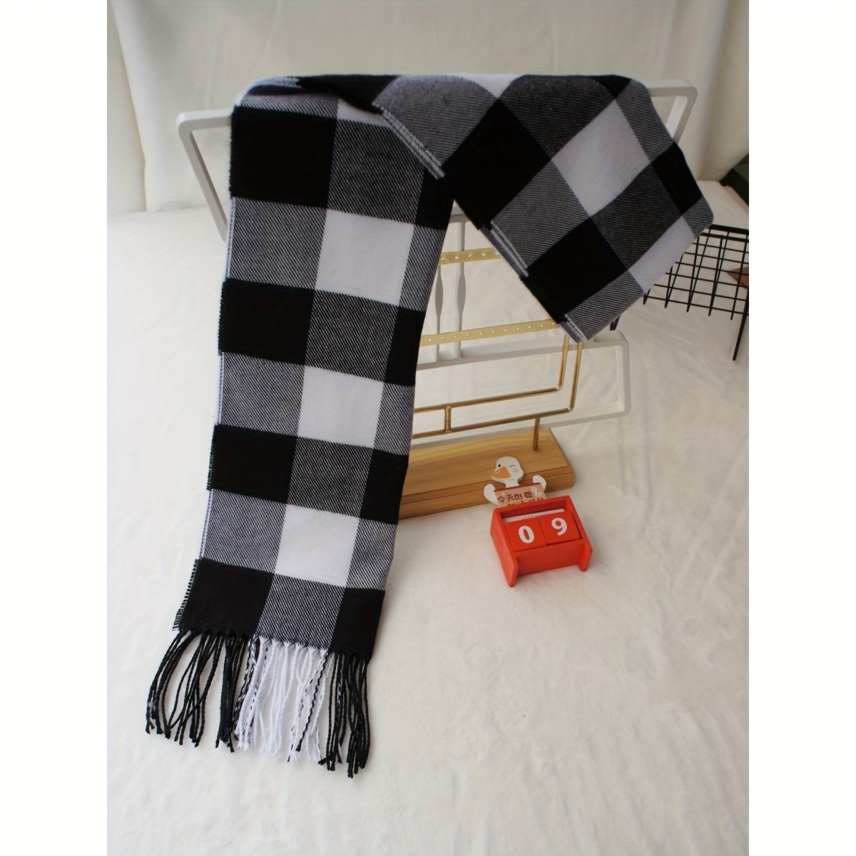 Cozy British-Inspired Plaid Scarf - Imitation Cashmere, Thick & Warm for Autumn/Winter, Perfect Couple's Gift, Colorful, Korean Version details 17