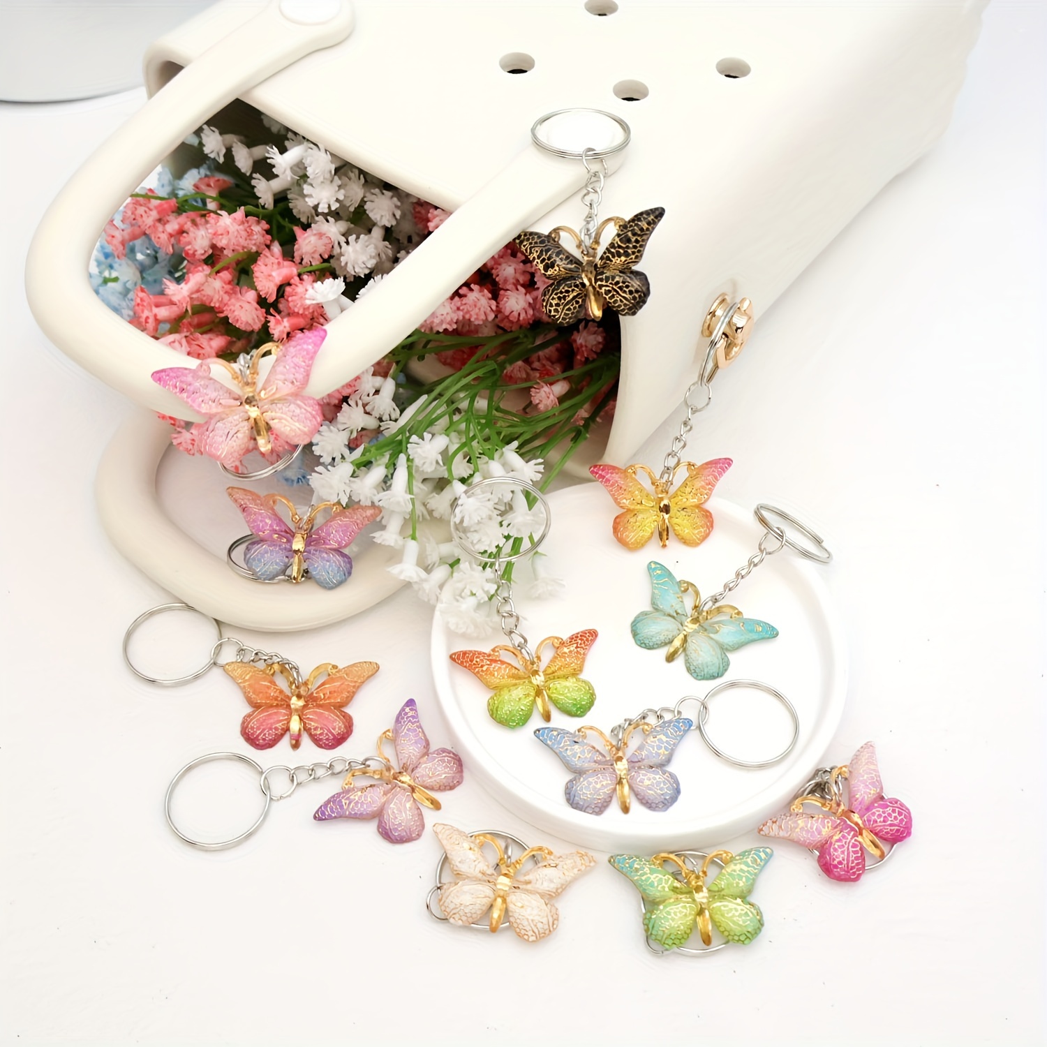 

12-piece Set Of Stylish Butterfly Acrylic Keychains - Fashionable & Durable Accessory For Men