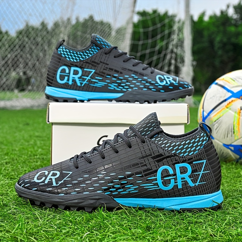 cr7 outdoor soccer shoes