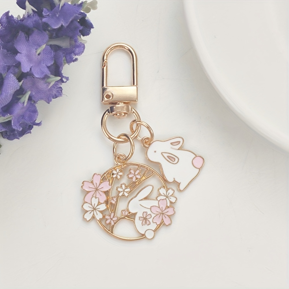 1pc The Cute Rabbit Turned Its Head And Up At Keychain Ladies' Car Key Alloy Accessory Pendant Give Creative Birthday Gifts Fashionable And Elegant Souvenirs For Family Parties