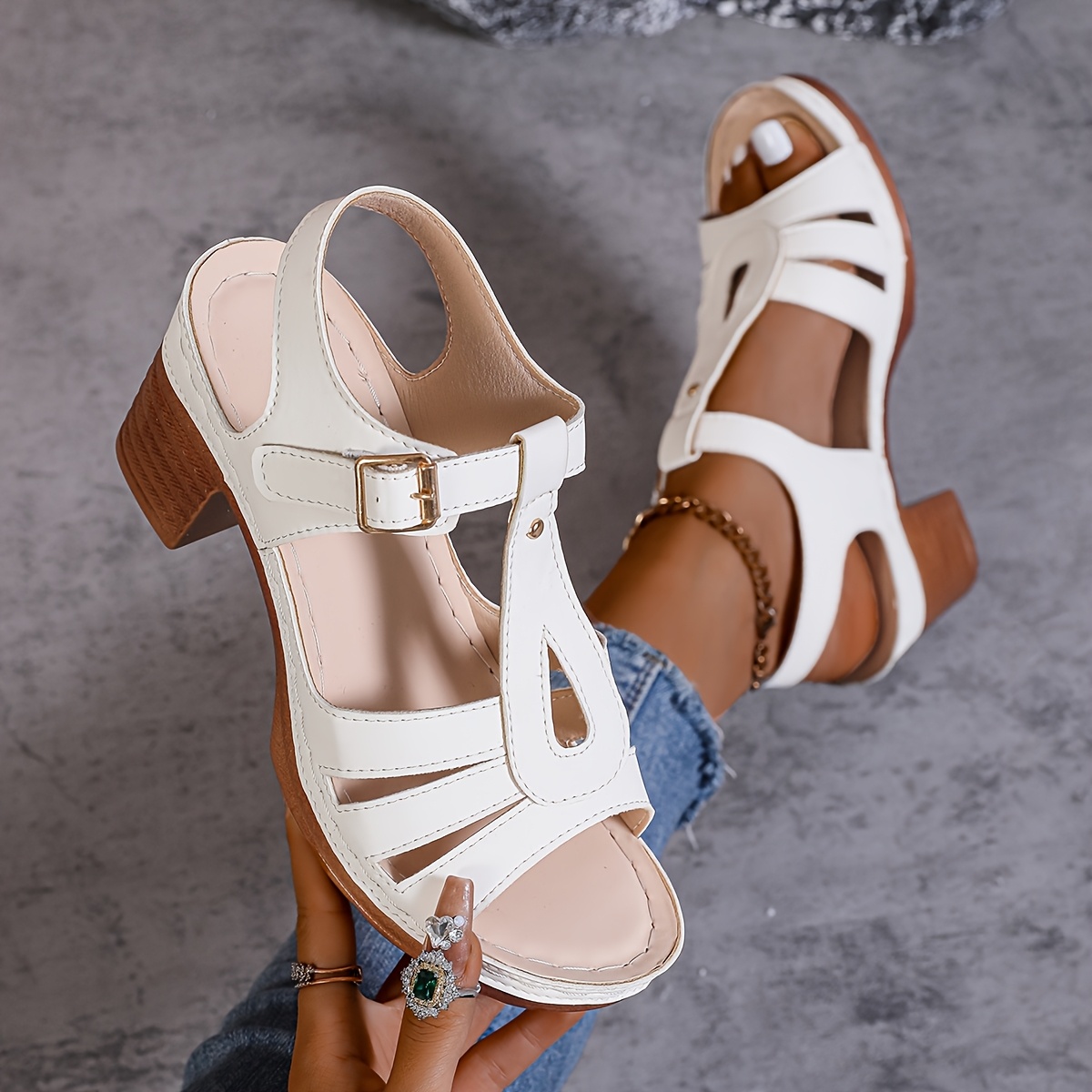 Women's Chunky Heel Platform Roman Sandals - Adjustable Buckle Straps, Open-Toe Summer Shoes with PU Synthetic Cover Upper & Insole, White Casual Dressy Footwear, Summer Footwear | Stylish Roman Sandals | Elegant Design, Dressy Shoes