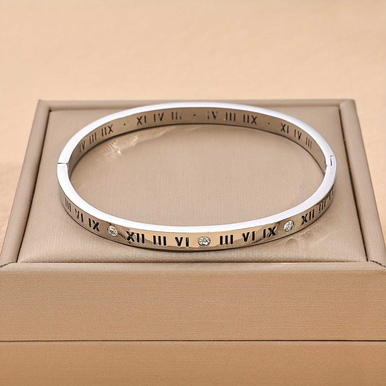 Women's Personalized 18K Gold Plated Roman Numeral Bracelet