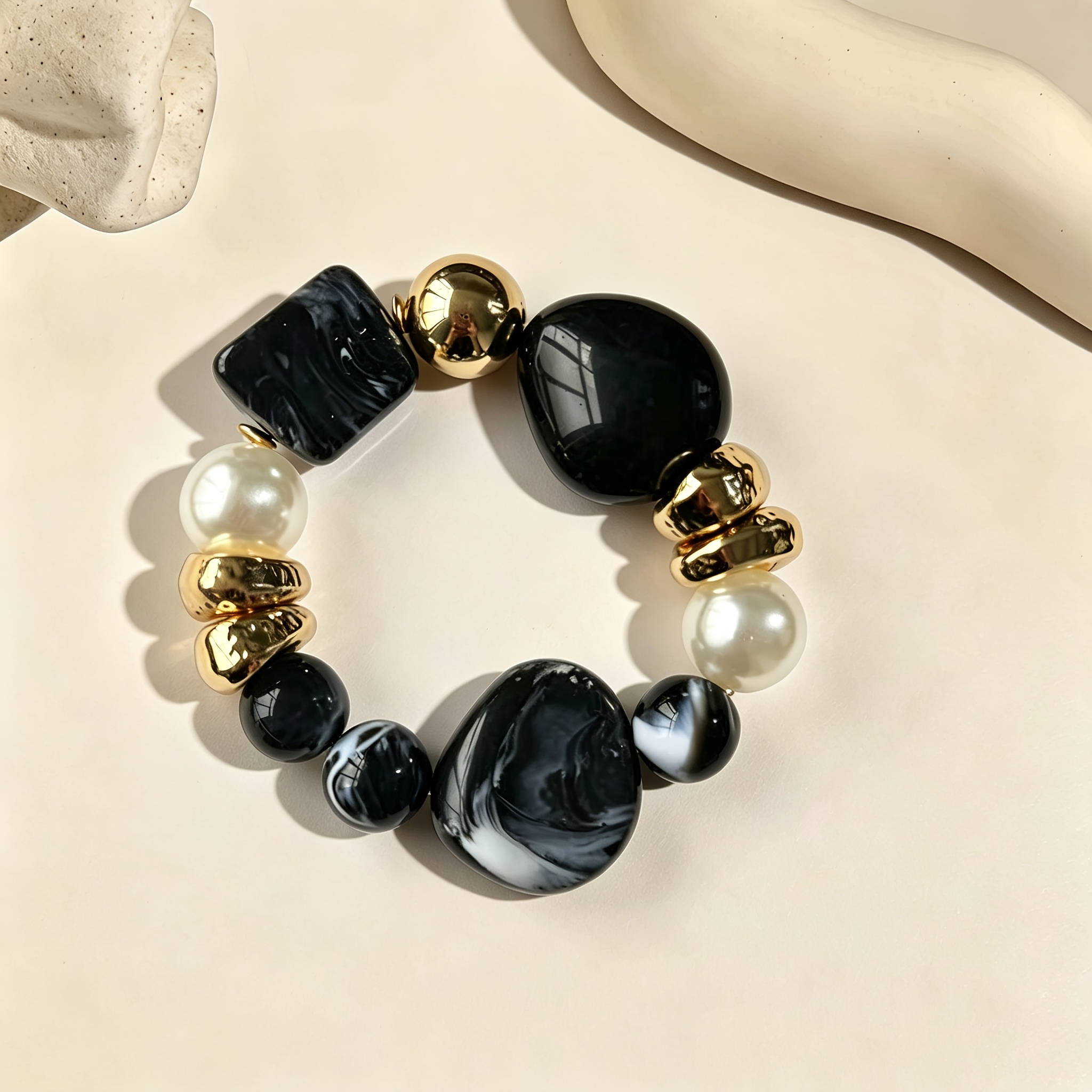 TEMU Fresh And Versatile Beaded Bracelets, Each With Gradients And A Transparent, Textured Finish. Metal Accents Enhance , While Design The Light