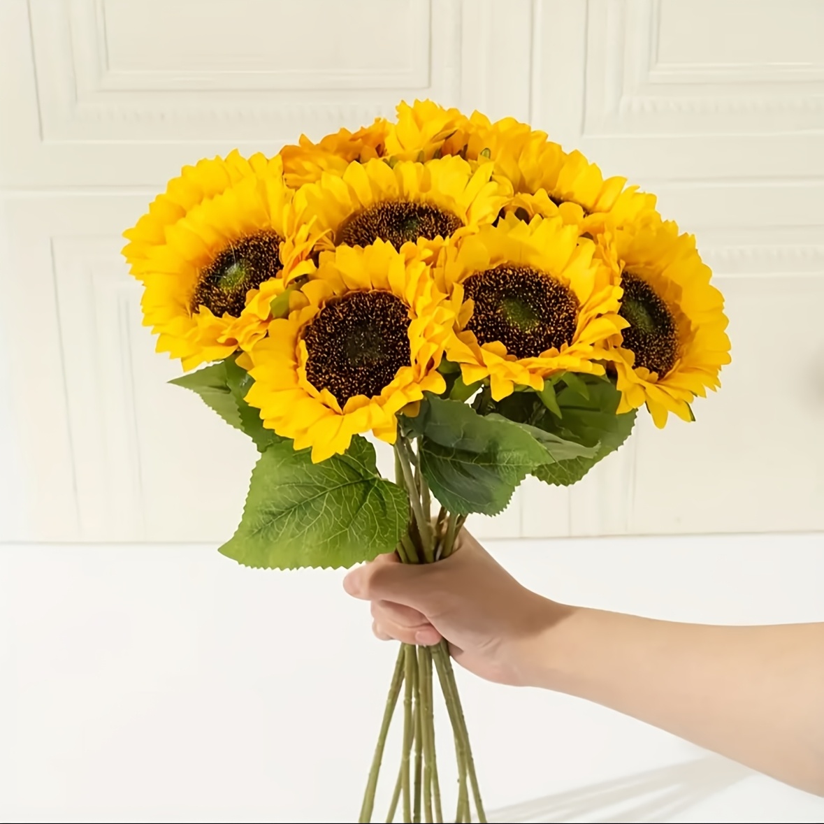 

6pcs Lifelike Sunflowers, Long Stem Plastic Flowers For Home Decor, Tabletop Decoration, Ideal For Birthday, Christmas, Halloween, Easter, Thanksgiving, Valentine's Day - No Container