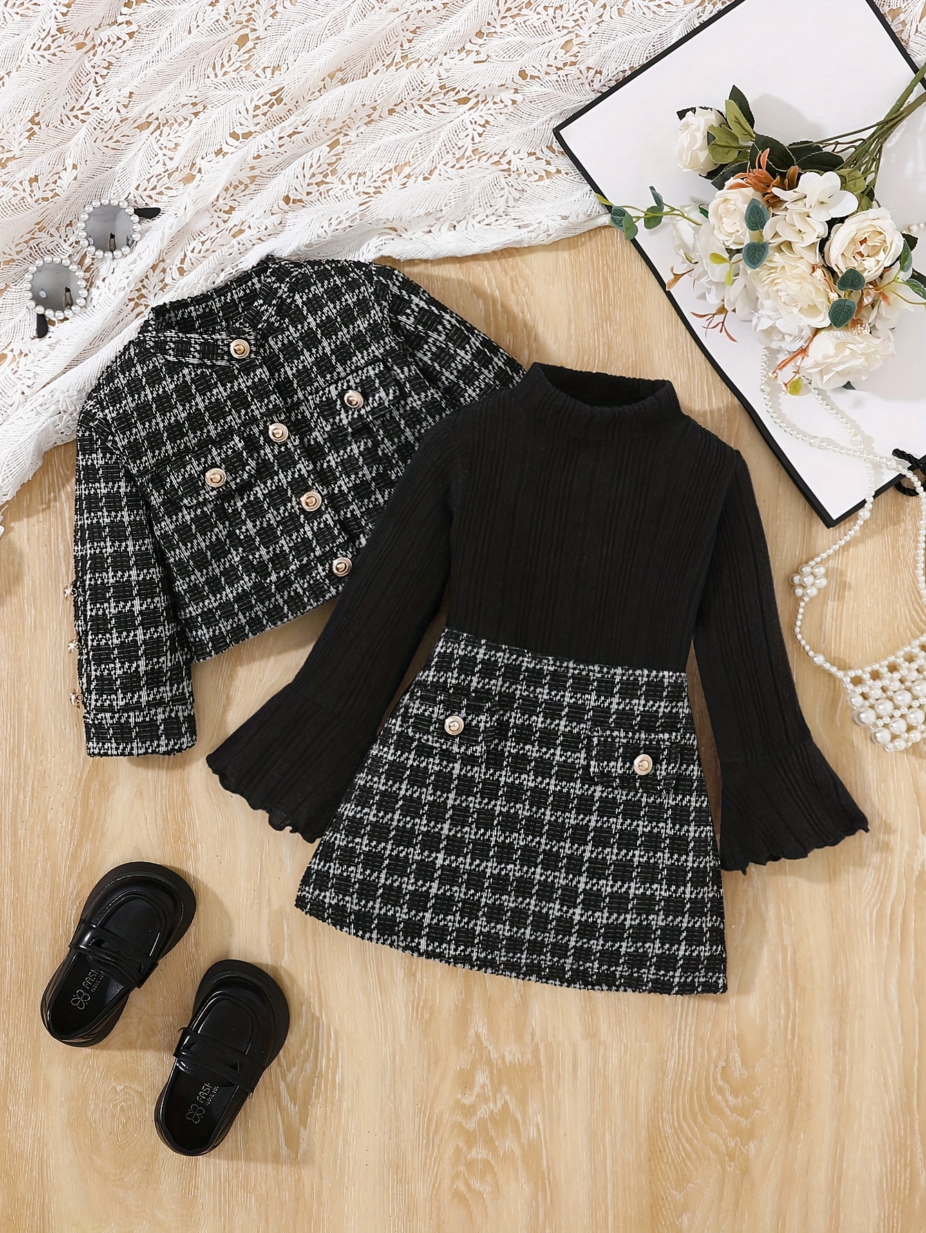 a stylish three piece french outfit for   for early autumn for outdoor Product details 0