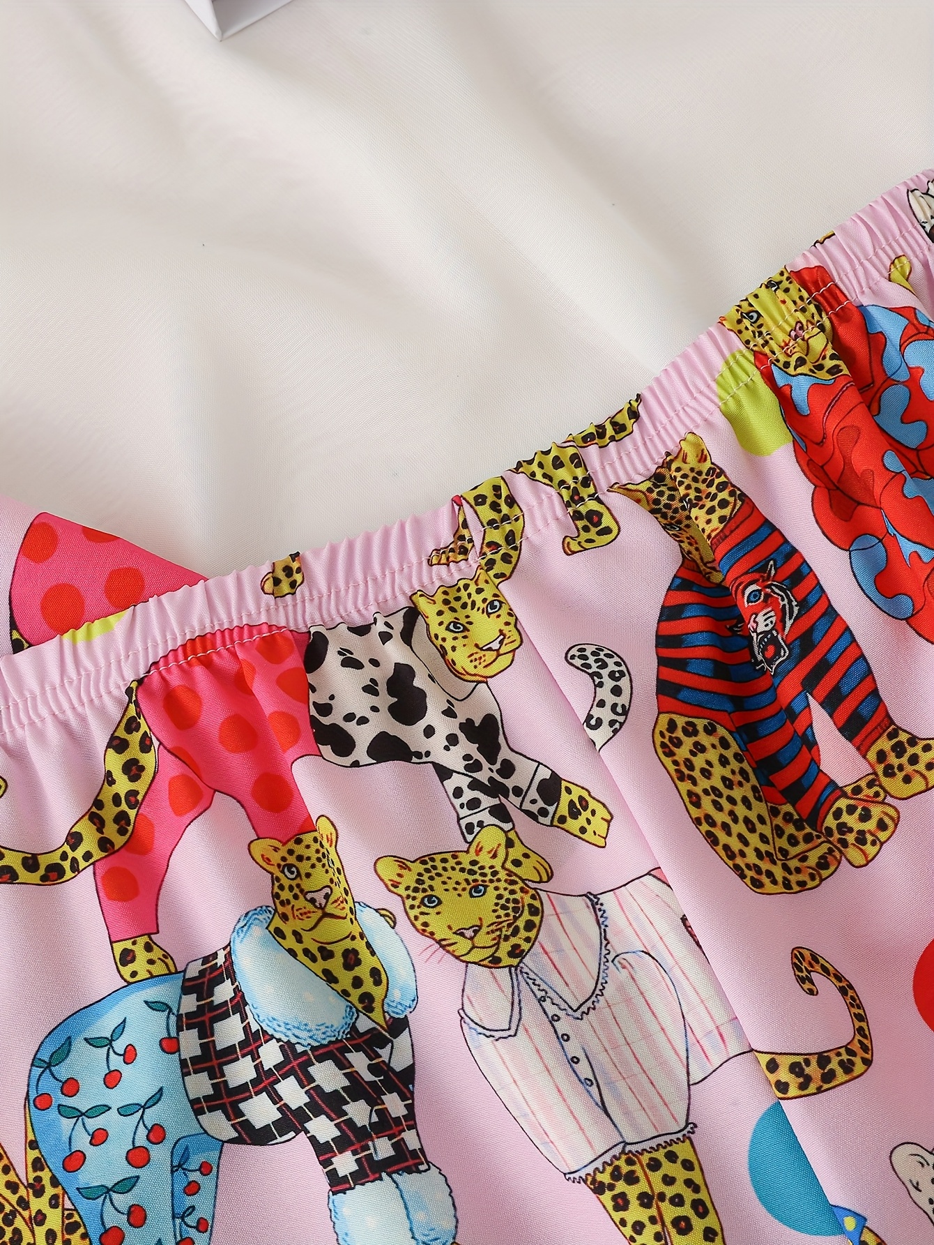 ladies two piece satin pajama set with colorful leopard pattern womens 2pcs short sleeved stand collar top   with shorts womens pajamas for   two piece womens set Product details 3