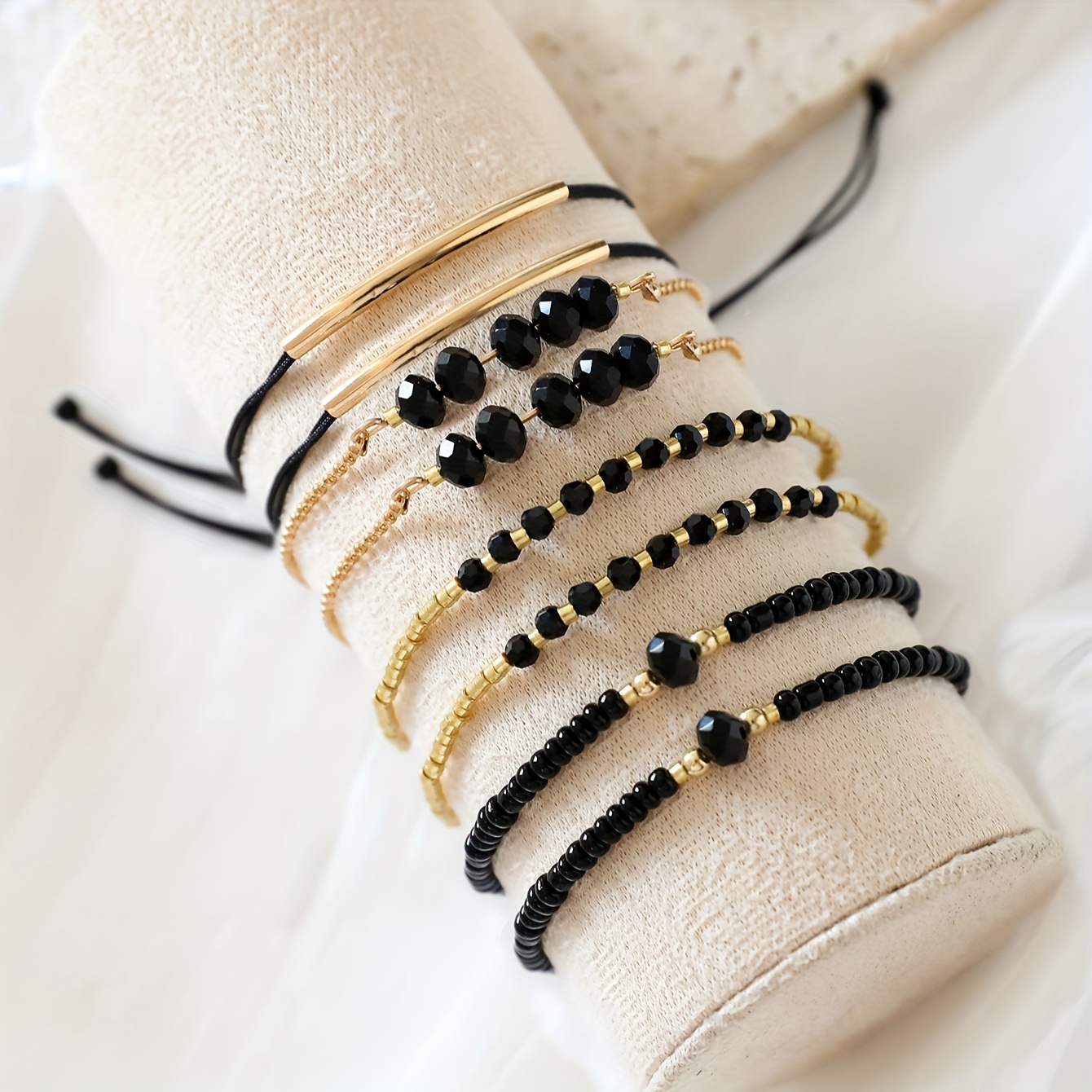 8pcs Glass Bead Bracelet Set for Women, Versatile Accessories