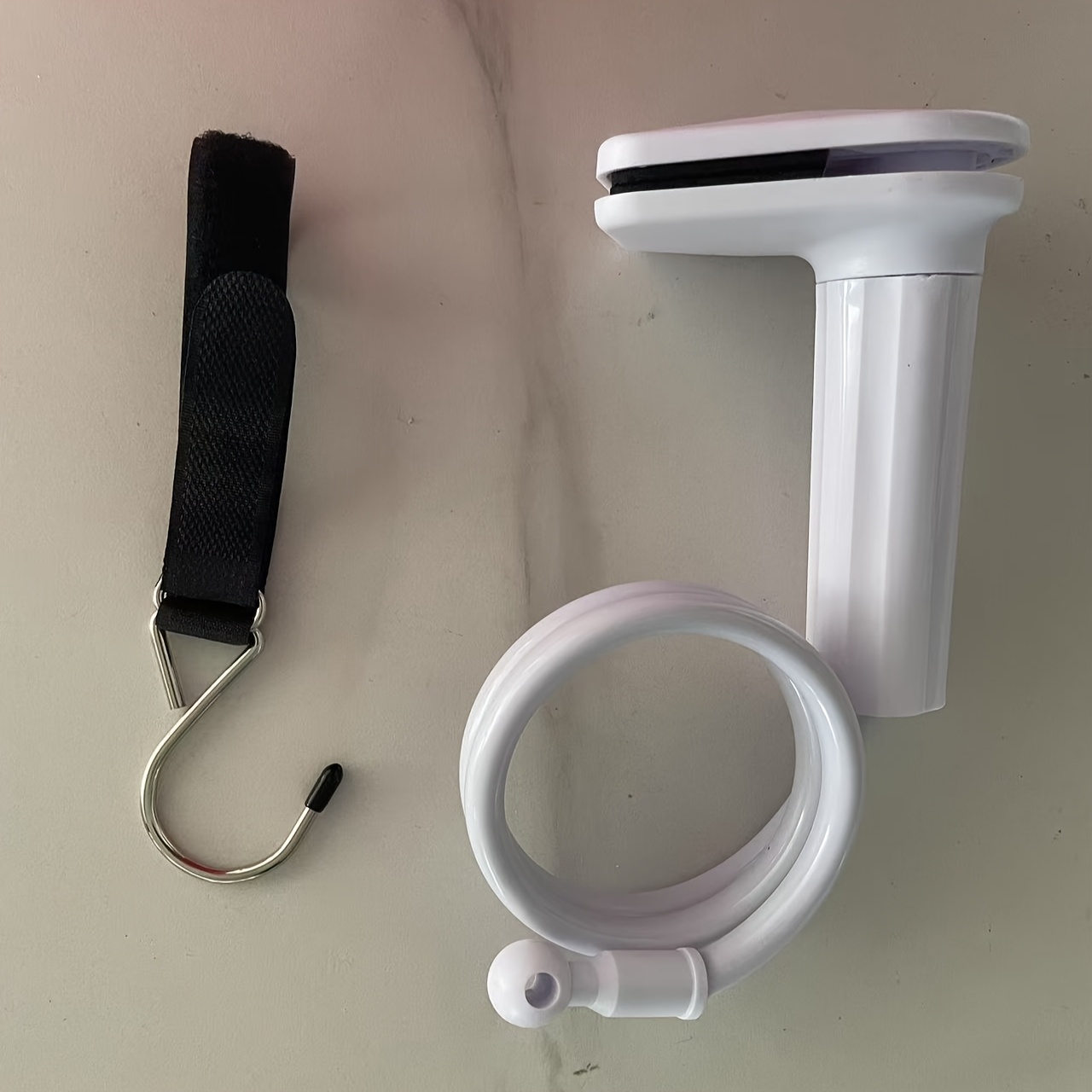 Image of A Holder For The Bed Prevents Tangling And Blockage, Keeping The Air Tube Away From And For A Comfortable Sleeping Experience