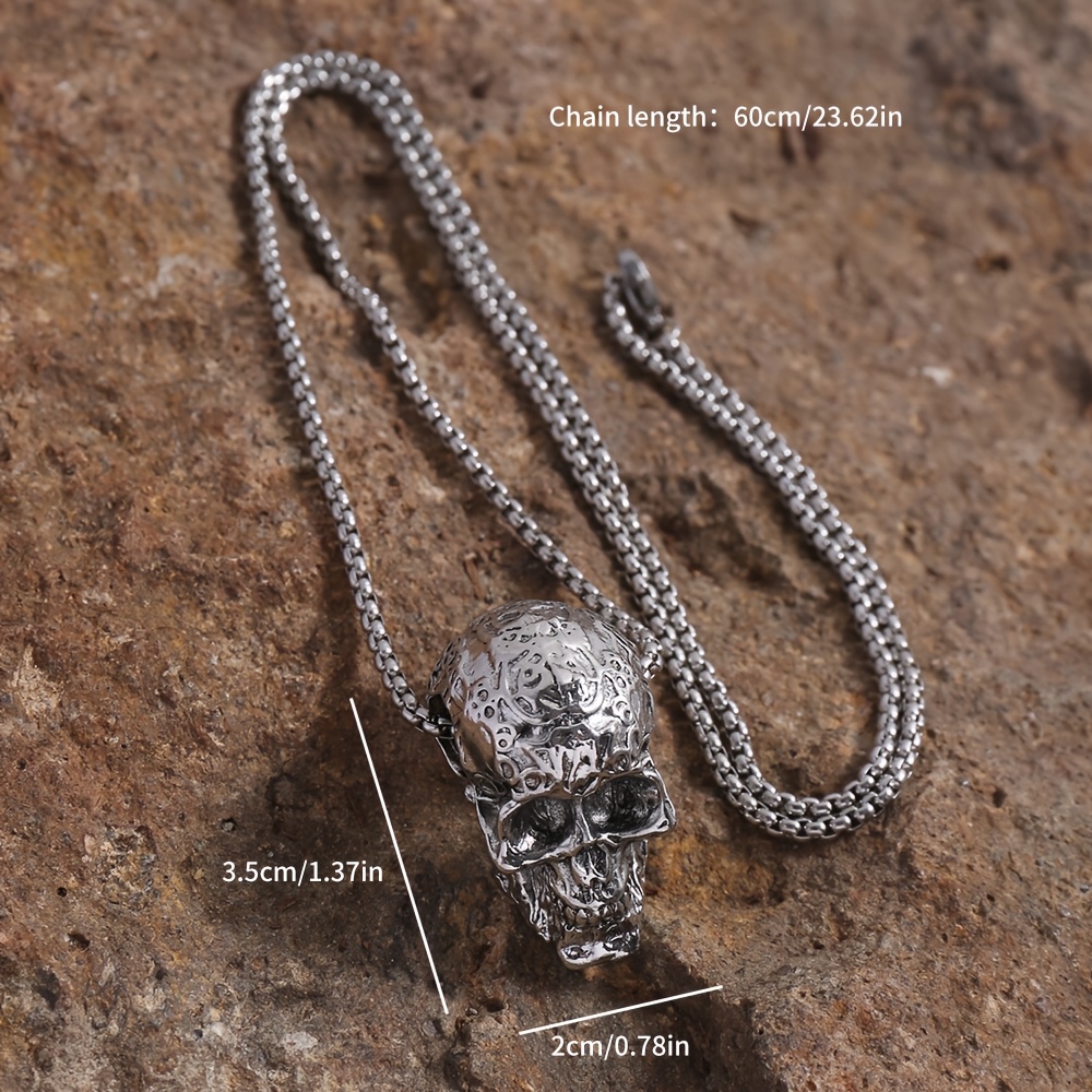 2pcs Set of Vintage Skull Necklaces