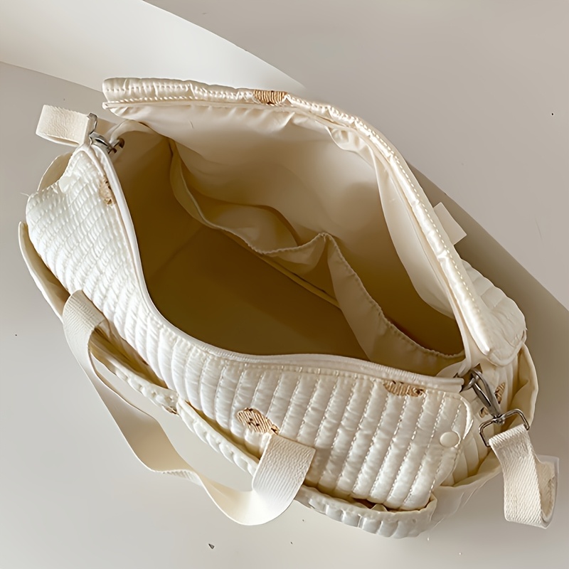 1pc White Quilted Travel Duffel Bag with Embroidered Bird Design - Large Capacity, Lightweight Polyester, Shoulder & Crossbody Straps, Perfect for Essentials & Weekend Getaways, Travel Bag